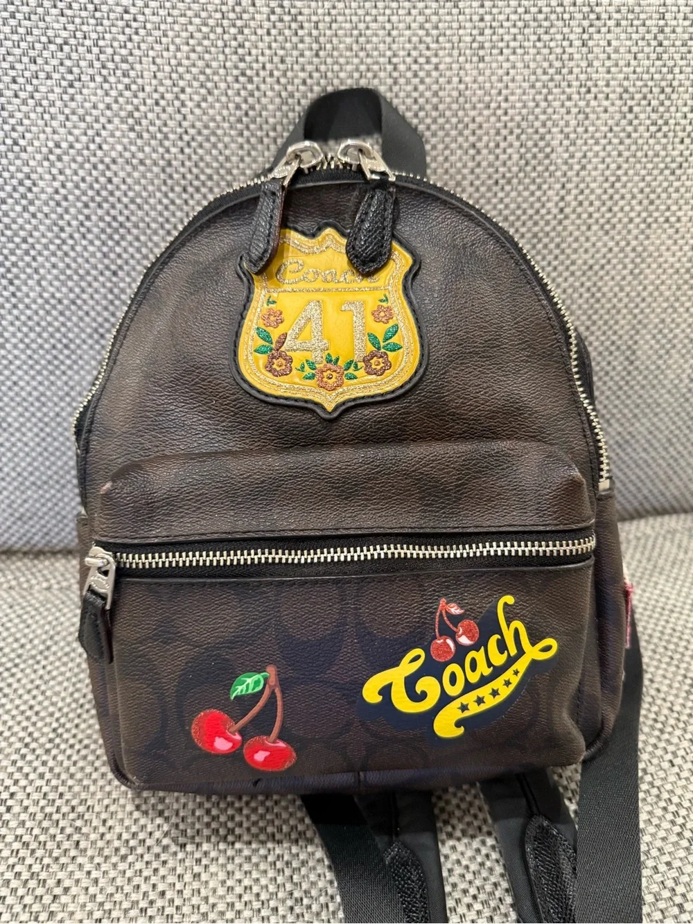 Coach Mini Backpack Cherry. - Picture 1 of 5
